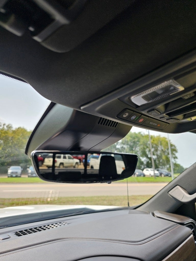 2022 Chevrolet Silverado 1500 4WD Crew Cab Standard Bed High Country