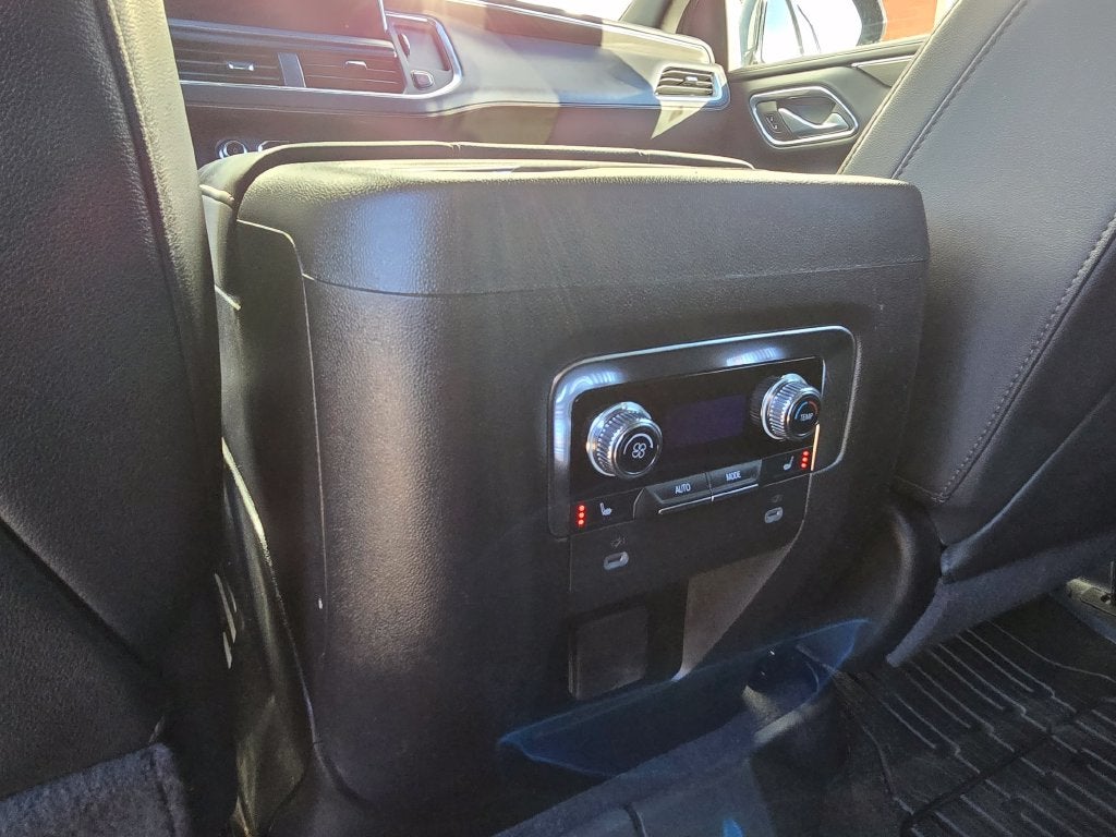 2024 GMC Yukon XL 4WD AT4