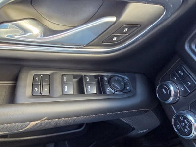 2024 GMC Yukon XL 4WD AT4