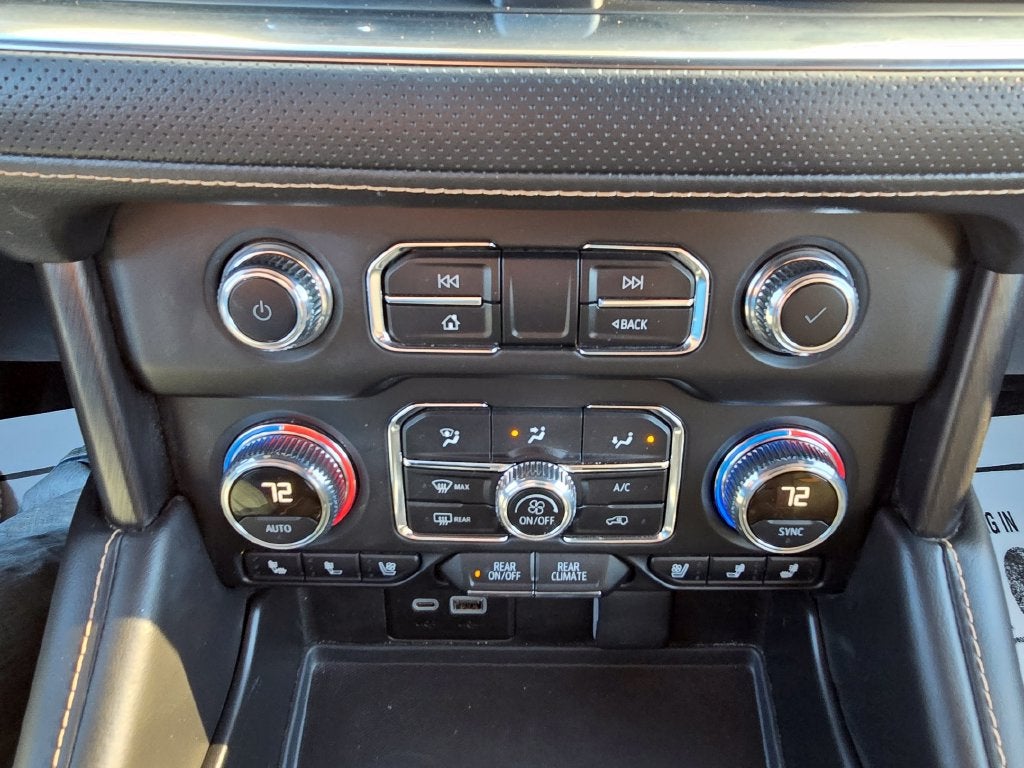 2024 GMC Yukon XL 4WD AT4