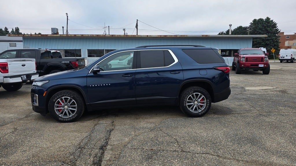 2023 Chevrolet Traverse AWD LT Cloth