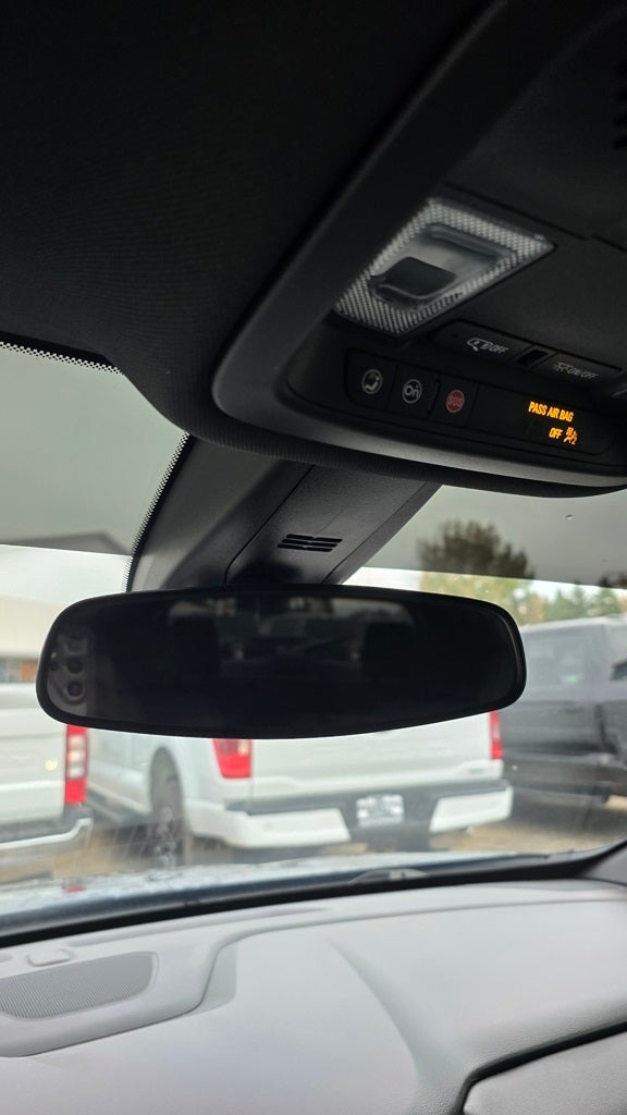 2023 Chevrolet Traverse AWD LT Cloth