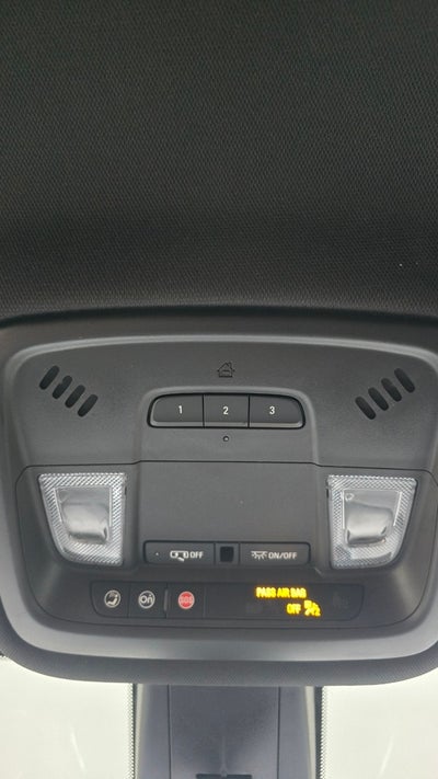 2023 Chevrolet Traverse AWD LT Cloth