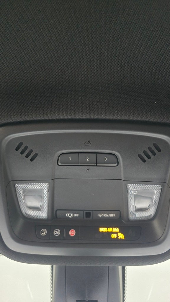 2023 Chevrolet Traverse AWD LT Cloth