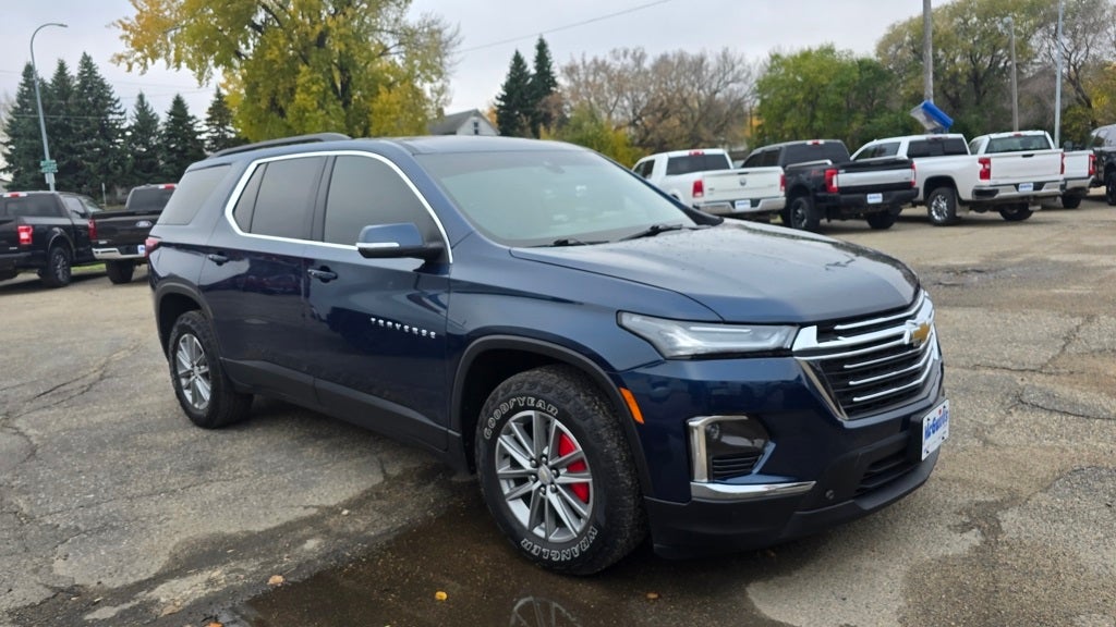 2023 Chevrolet Traverse AWD LT Cloth