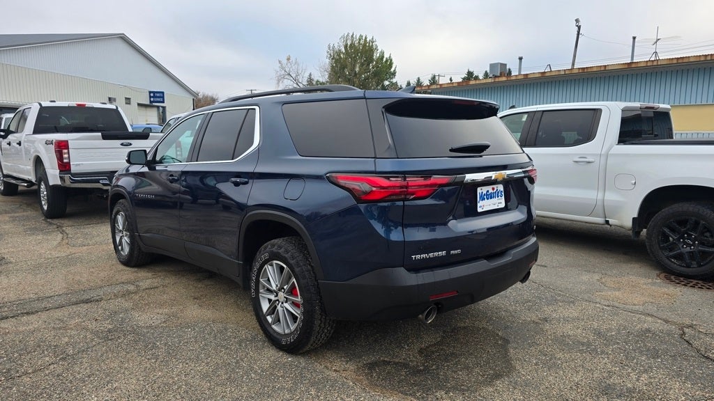 2023 Chevrolet Traverse AWD LT Cloth