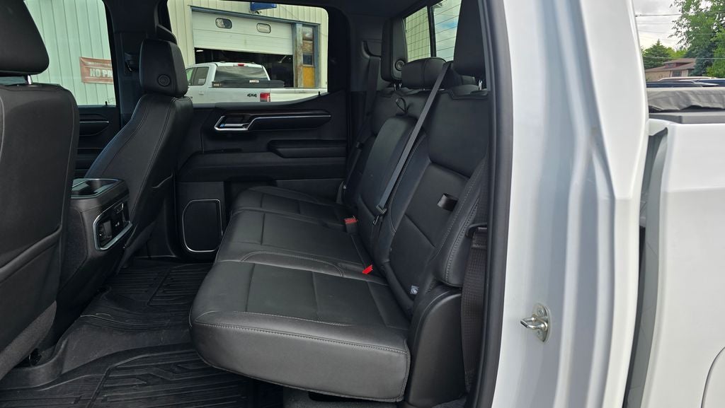 2023 GMC Sierra 1500 4WD Crew Cab Short Box SLT