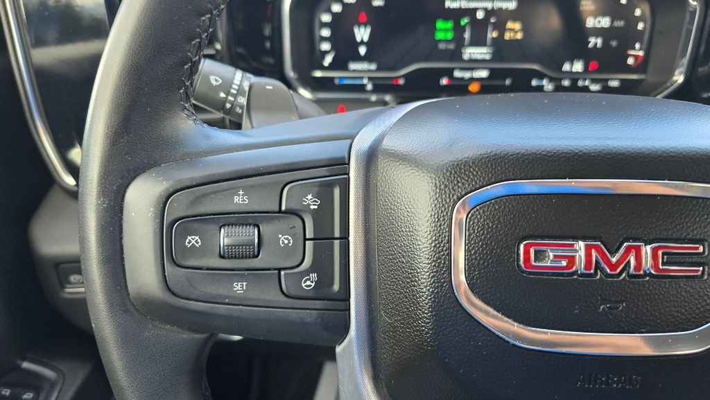 2023 GMC Sierra 1500 4WD Crew Cab Short Box SLT