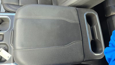 2023 GMC Sierra 1500 4WD Crew Cab Short Box SLT