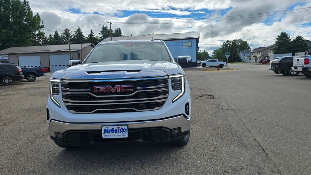2023 GMC Sierra 1500 4WD Crew Cab Short Box SLT