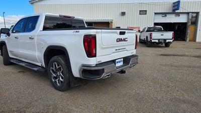 2023 GMC Sierra 1500 4WD Crew Cab Short Box SLT