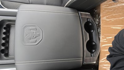 2026 RAM Ram 3500 RAM 3500 LARAMIE CREW CAB 4X4 6'4' BOX