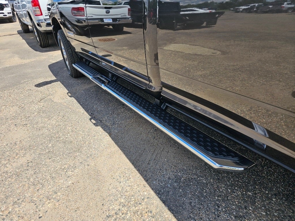 2024 RAM Ram 3500 RAM 3500 LARAMIE CREW CAB 4X4 8' BOX