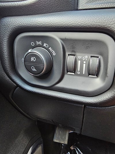 2024 RAM Ram 3500 RAM 3500 LARAMIE CREW CAB 4X4 8' BOX