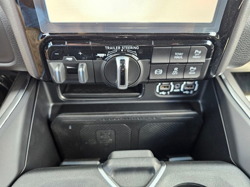 2024 RAM Ram 3500 RAM 3500 LARAMIE CREW CAB 4X4 8' BOX