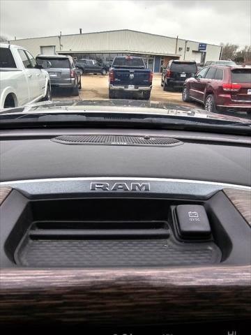 2021 RAM 3500 Laramie Crew Cab 4x4 8' Box