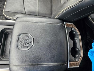 2021 RAM 3500 Laramie Crew Cab 4x4 8' Box