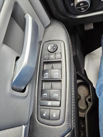 2020 RAM 3500 Big Horn Crew Cab 4x4 8' Box