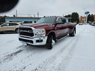 2020 RAM 3500 Big Horn Crew Cab 4x4 8' Box
