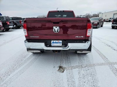 2020 RAM 3500 Big Horn Crew Cab 4x4 8' Box