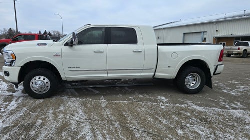 2022 RAM 3500 Limited Mega Cab 4x4 6'4' Box