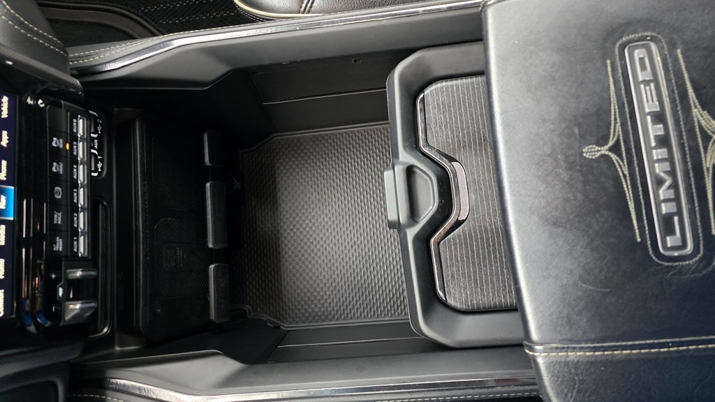 2022 RAM 3500 Limited Mega Cab 4x4 6'4' Box