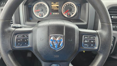 2017 RAM 1500 Express Crew Cab 4x4 5'7' Box