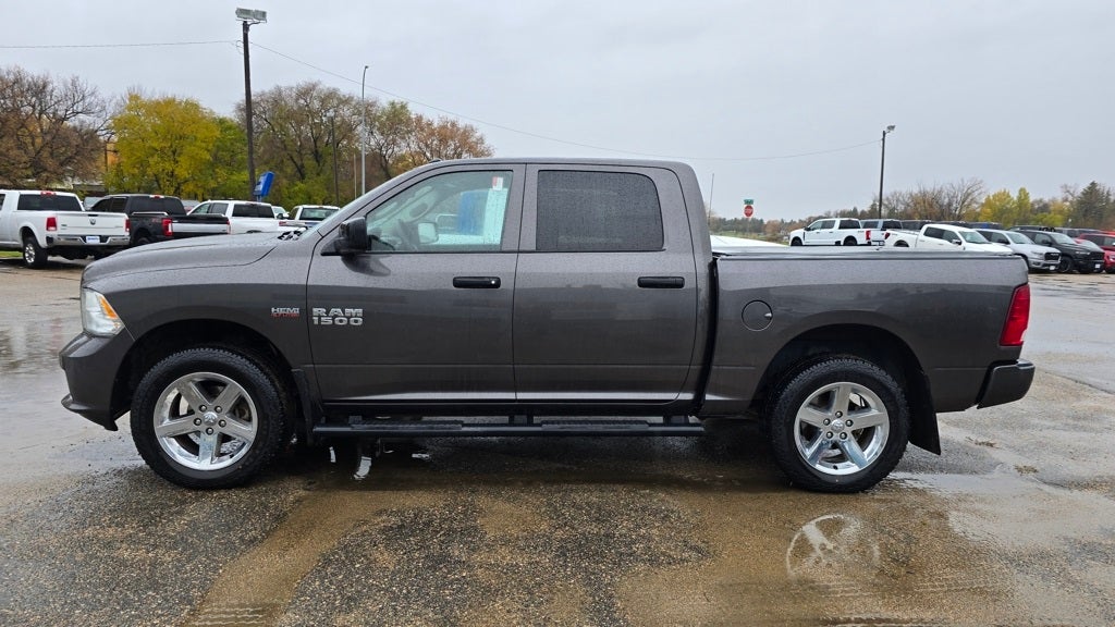 2018 RAM 1500 Express Crew Cab 4x4 5'7' Box