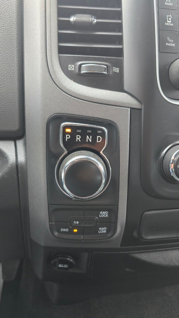 2018 RAM 1500 Express Crew Cab 4x4 5'7' Box