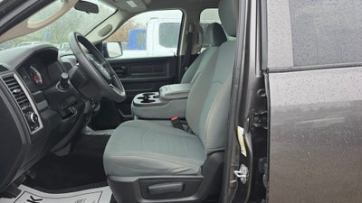 2018 RAM 1500 Express Crew Cab 4x4 5'7' Box