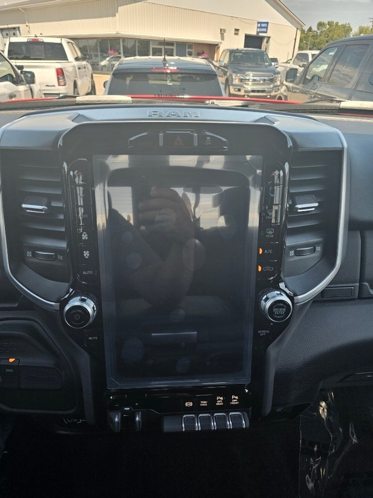 2024 RAM Ram 2500 RAM 2500 BIG HORN CREW CAB 4X4 6'4' BOX