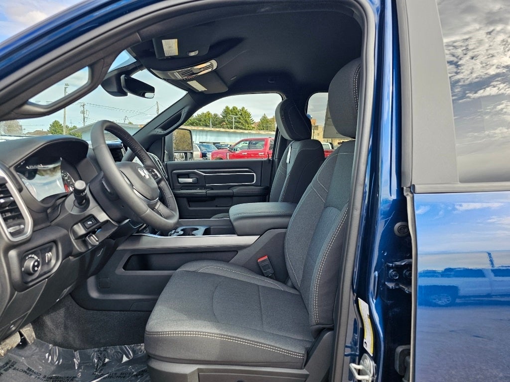 2024 RAM Ram 2500 RAM 2500 BIG HORN CREW CAB 4X4 6'4' BOX