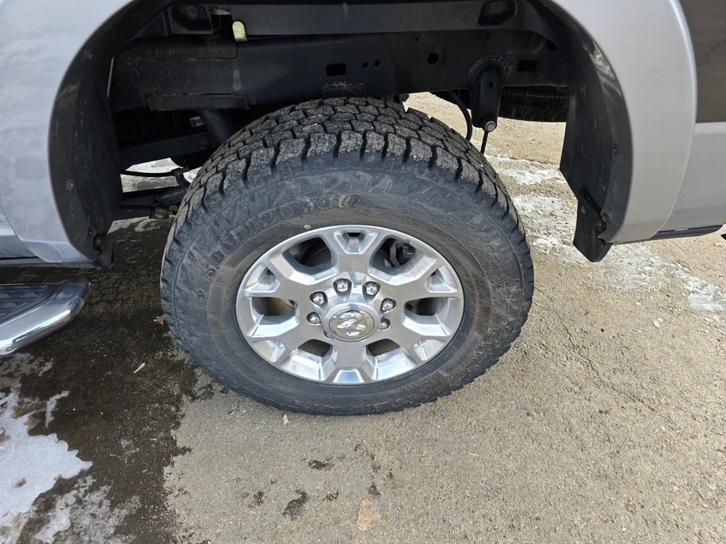 2022 RAM 2500 Laramie Crew Cab 4x4 6'4' Box