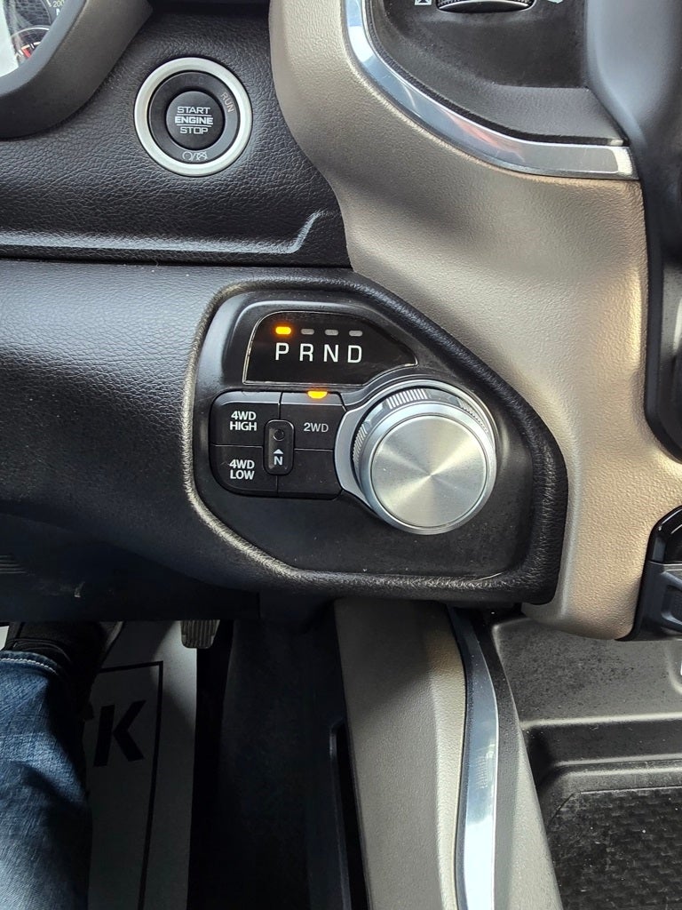 2022 RAM 2500 Laramie Crew Cab 4x4 6'4' Box