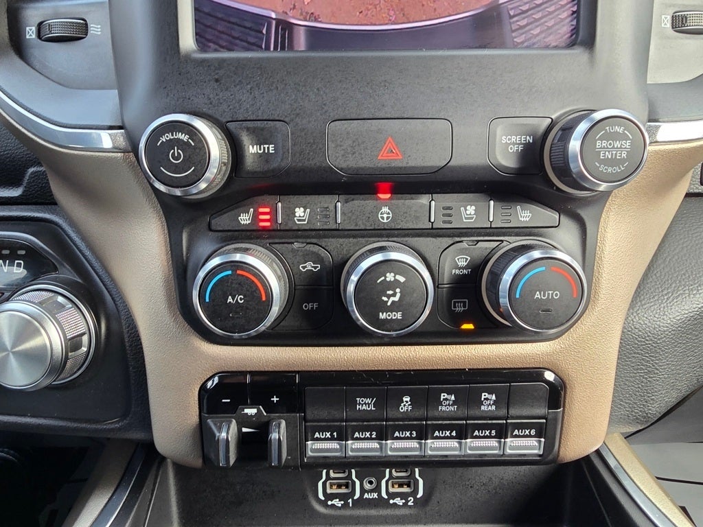 2022 RAM 2500 Laramie Crew Cab 4x4 6'4' Box