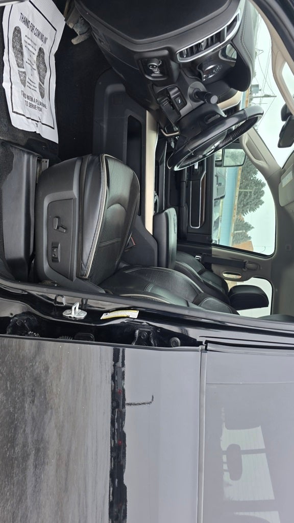 2023 RAM 2500 Laramie Crew Cab 4x4 6'4' Box