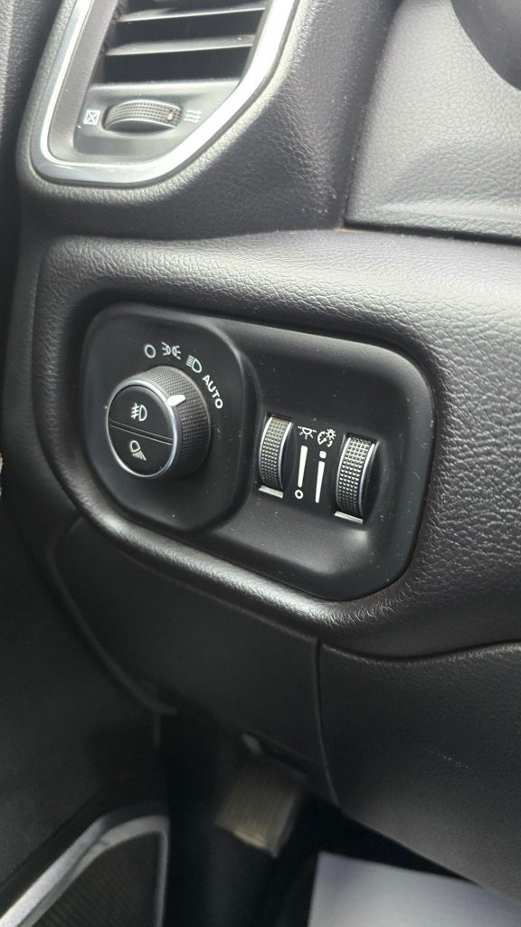 2023 RAM 2500 Laramie Crew Cab 4x4 6'4' Box