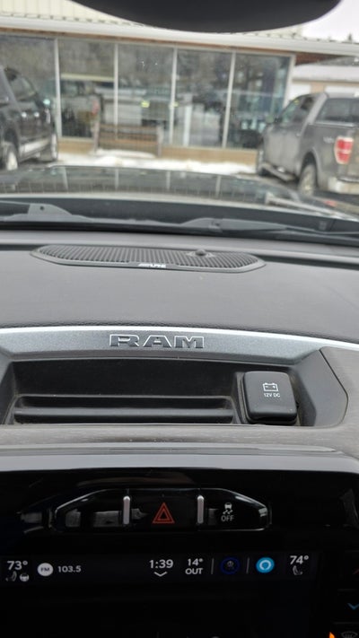 2023 RAM 2500 Laramie Crew Cab 4x4 6'4' Box