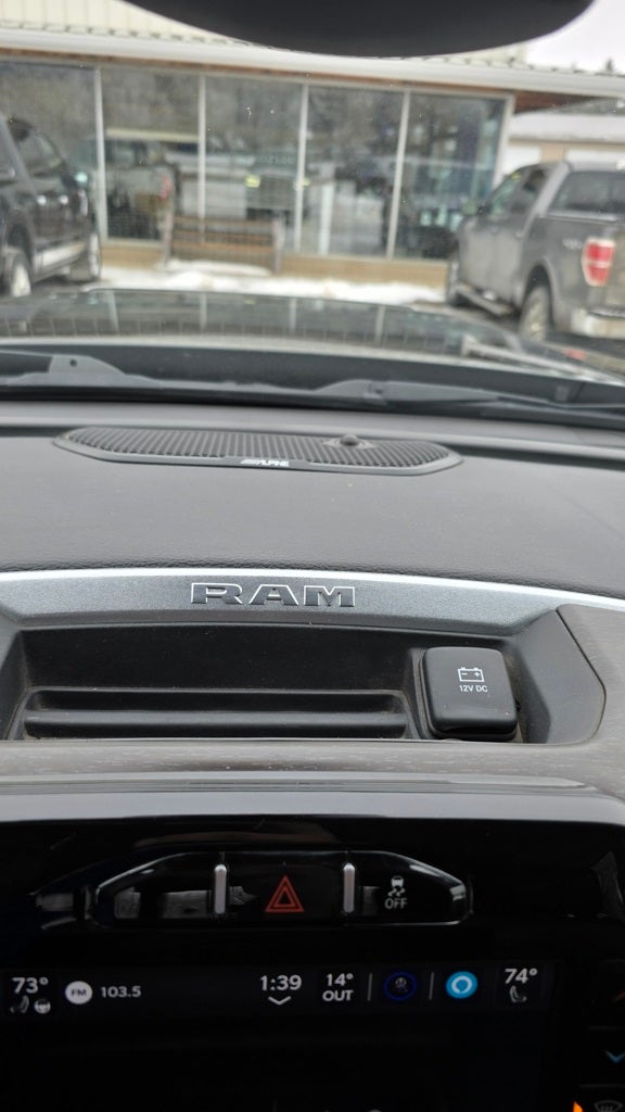 2023 RAM 2500 Laramie Crew Cab 4x4 6'4' Box