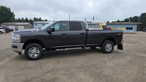 2024 RAM 2500 Tradesman Crew Cab 4x4 8' Box