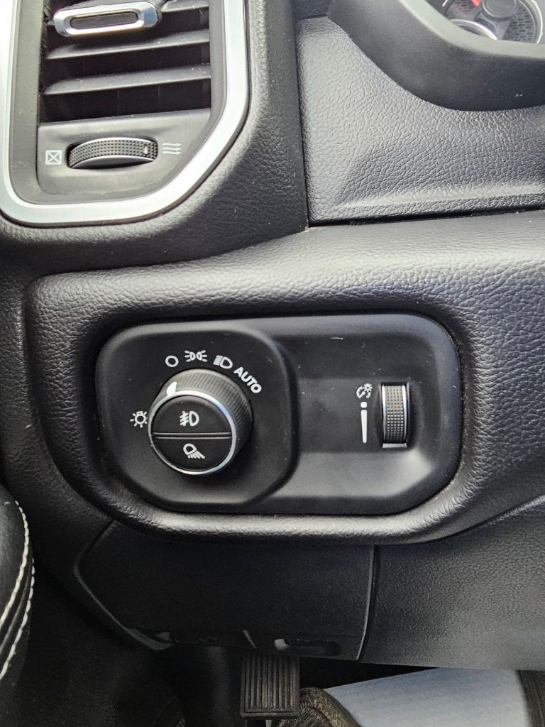 2022 RAM 2500 Big Horn Mega Cab 4x4 6'4'' Box