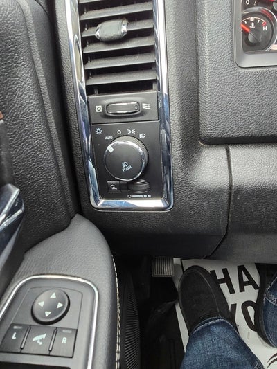 2018 RAM 2500 Laramie Mega Cab 4x4 6'4' Box