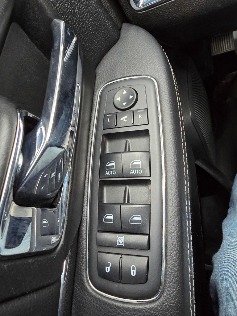 2018 RAM 2500 Laramie Mega Cab 4x4 6'4' Box