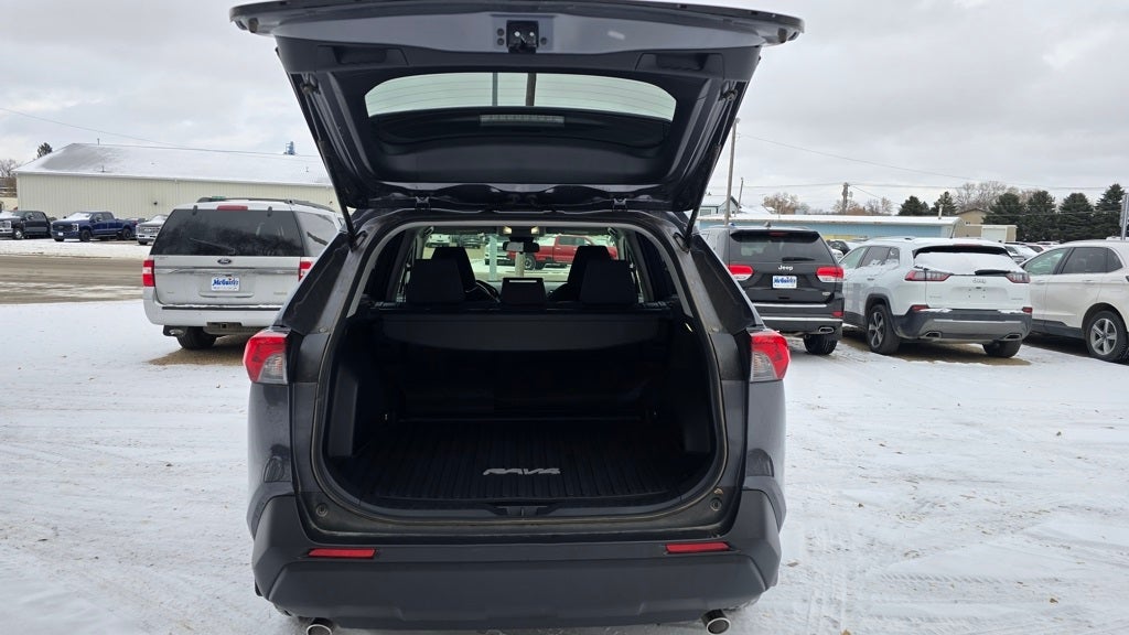 2025 Toyota RAV4 Hybrid LE