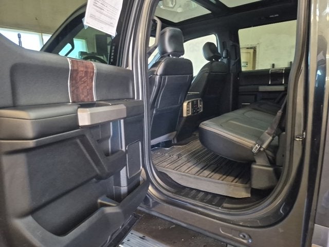 2017 Ford F-150 Platinum