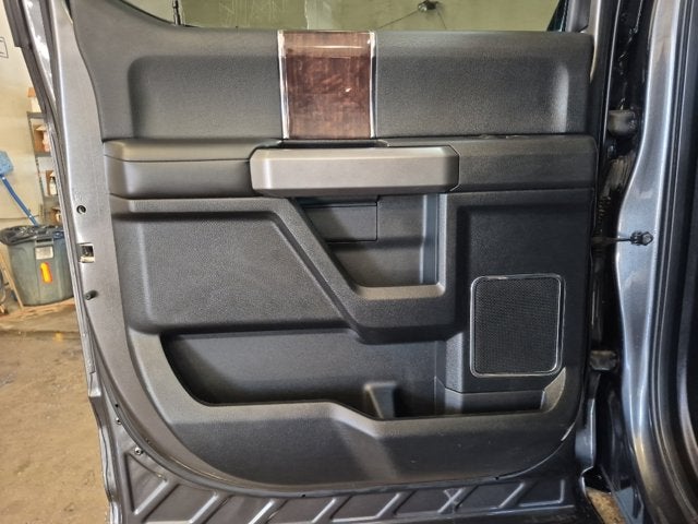2017 Ford F-150 Platinum