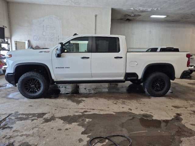 2024 Chevrolet Silverado 2500HD ZR2