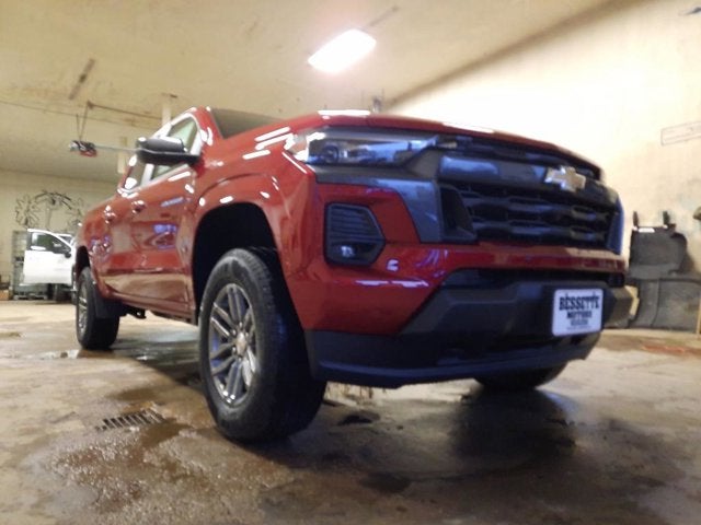 2024 Chevrolet Colorado 4WD LT