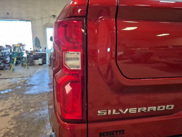 2025 Chevrolet Silverado 1500 High Country