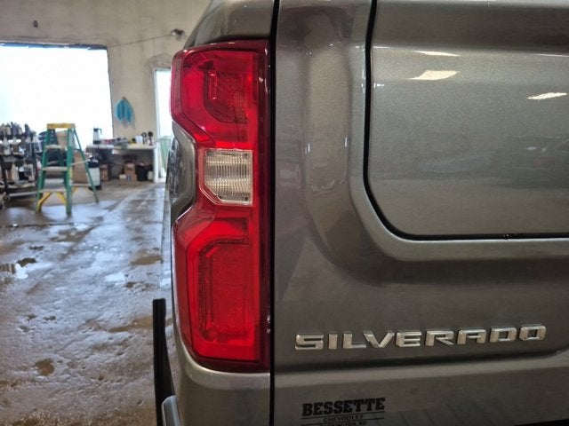 2022 Chevrolet Silverado 1500 LTD High Country